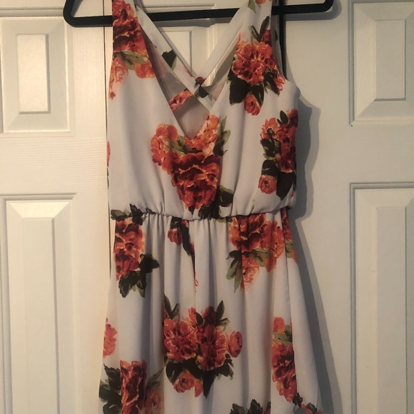 Rose Flower Romper - Picture 2 of 2
